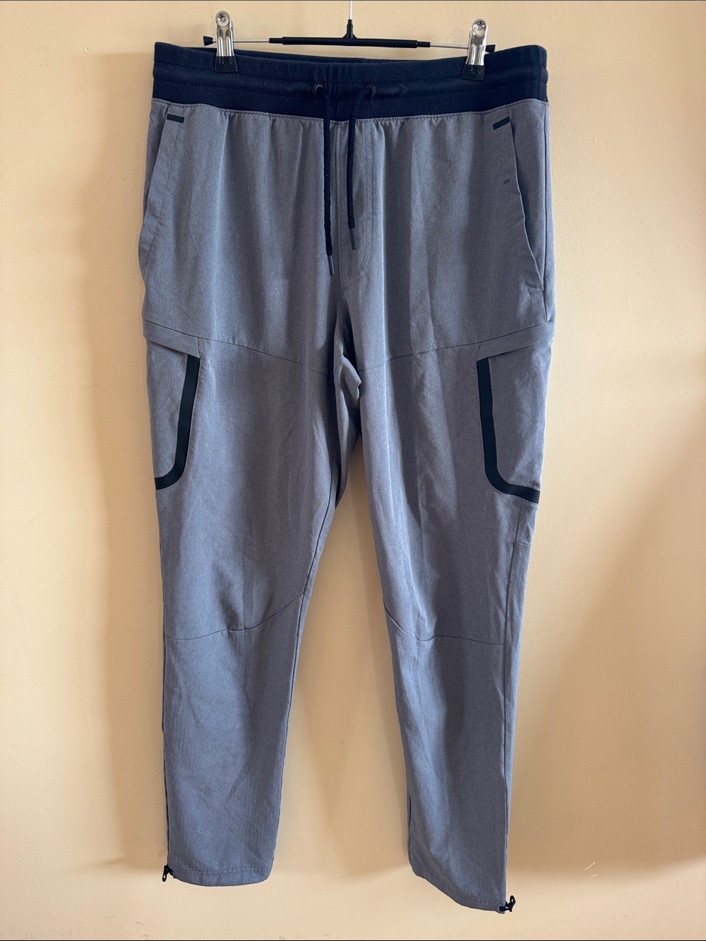 Hurley Men's Slate Gray Joggers with Black Trim
